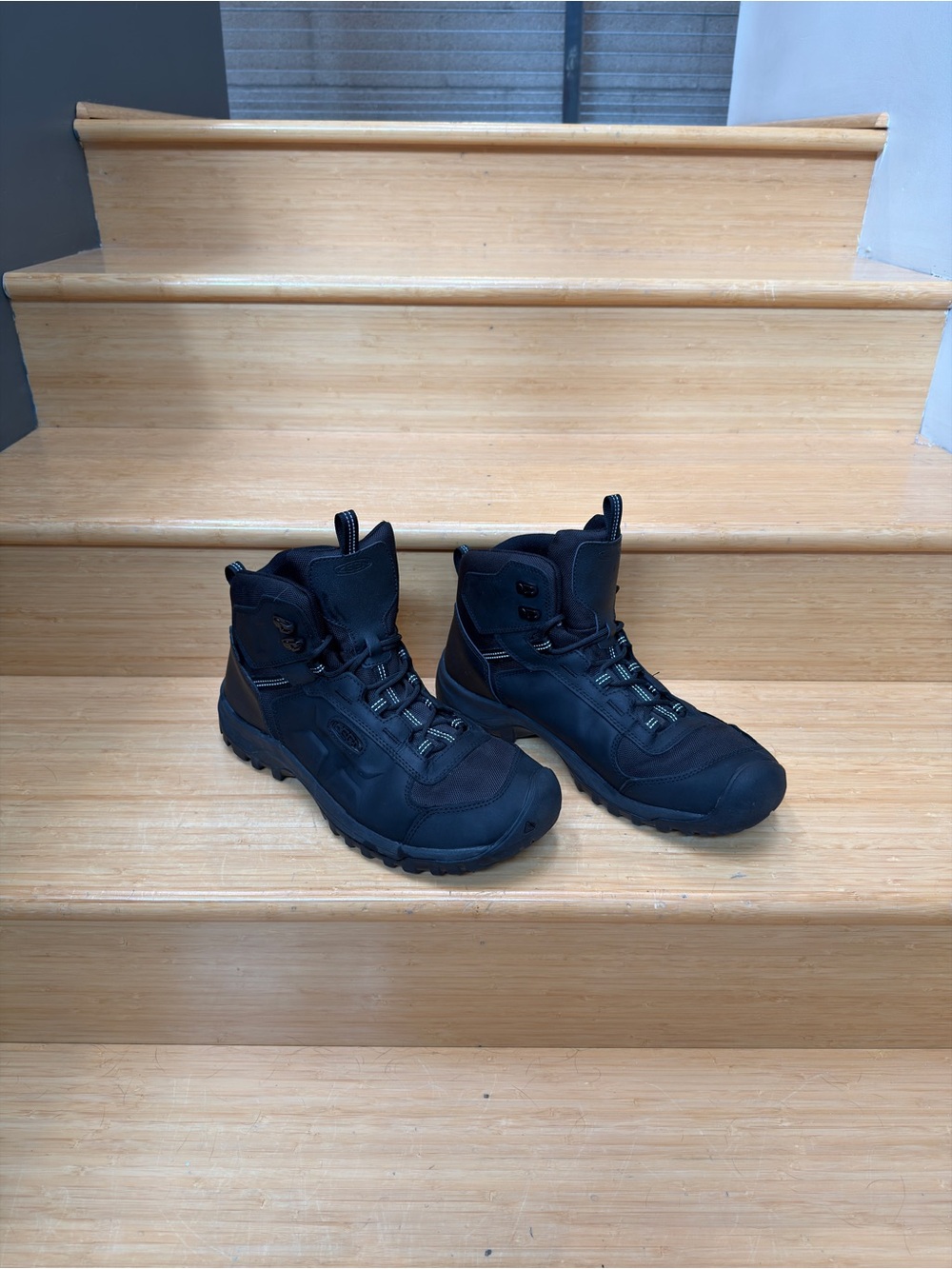KEEN Basin Ridge Mid Waterproof Boots